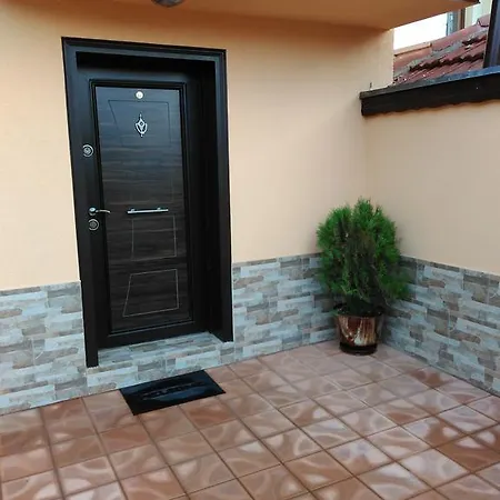 Casa de hóspedes Demika