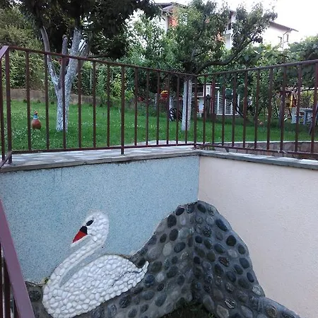 Casa de hóspedes Demika *