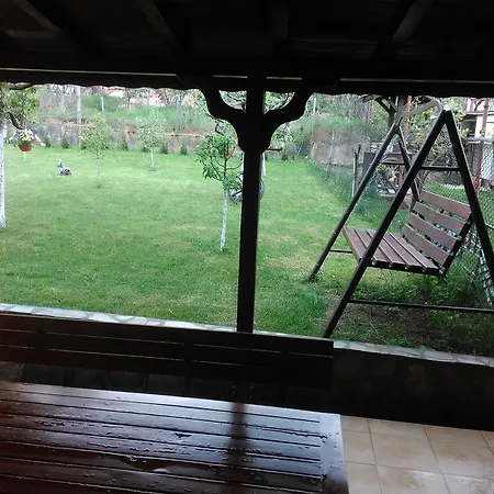 Casa de hóspedes Demika